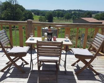 Charming 2-Bed Cottage within Barn in Merinchal - Mérinchal - Balcón