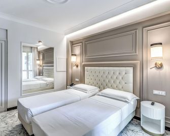 Hotel Castel Vecchio - Castel Gandolfo - Habitación