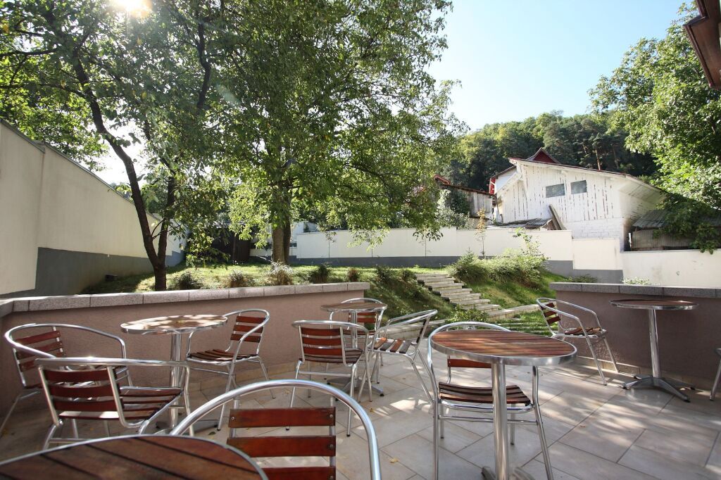 ستوديو أبارتسيتي - براسوف - شرفة مرصوفة