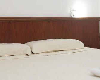 Garden Hotel Tucumán - Tucumán - Soveværelse