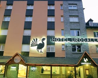 فندق أوروغالو - Viella - مبنى