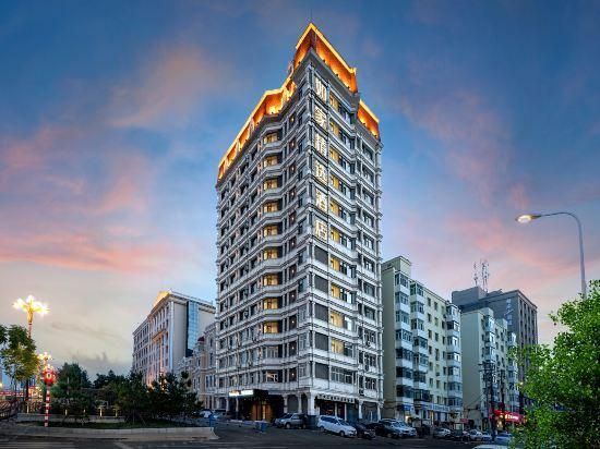 Home Inn Plus Harbin Railway Station Provincial Government Workers' Cultural Palace Metro Station - هاربين - مبنى