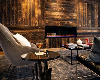 Moxy Omaha Downtown - Omaha - Lounge