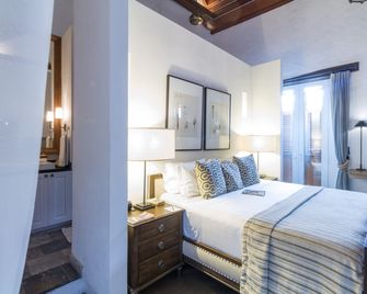 Hotel Boutique Casa del Coliseo - קרטחנה דה אינדיאס - חדר שינה