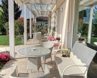 B&B La Magia dei Sogni Relais - Verona - Patio