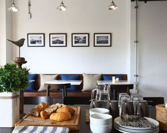 Sukh Serviced Apartment - Hat Yai - Restaurante