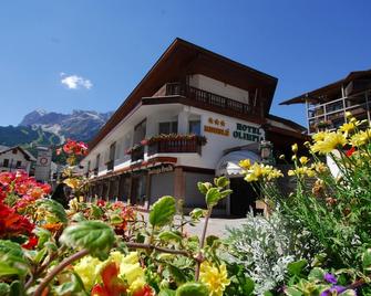 Hotel Olimpia - Cortina d'Ampezzo - Building