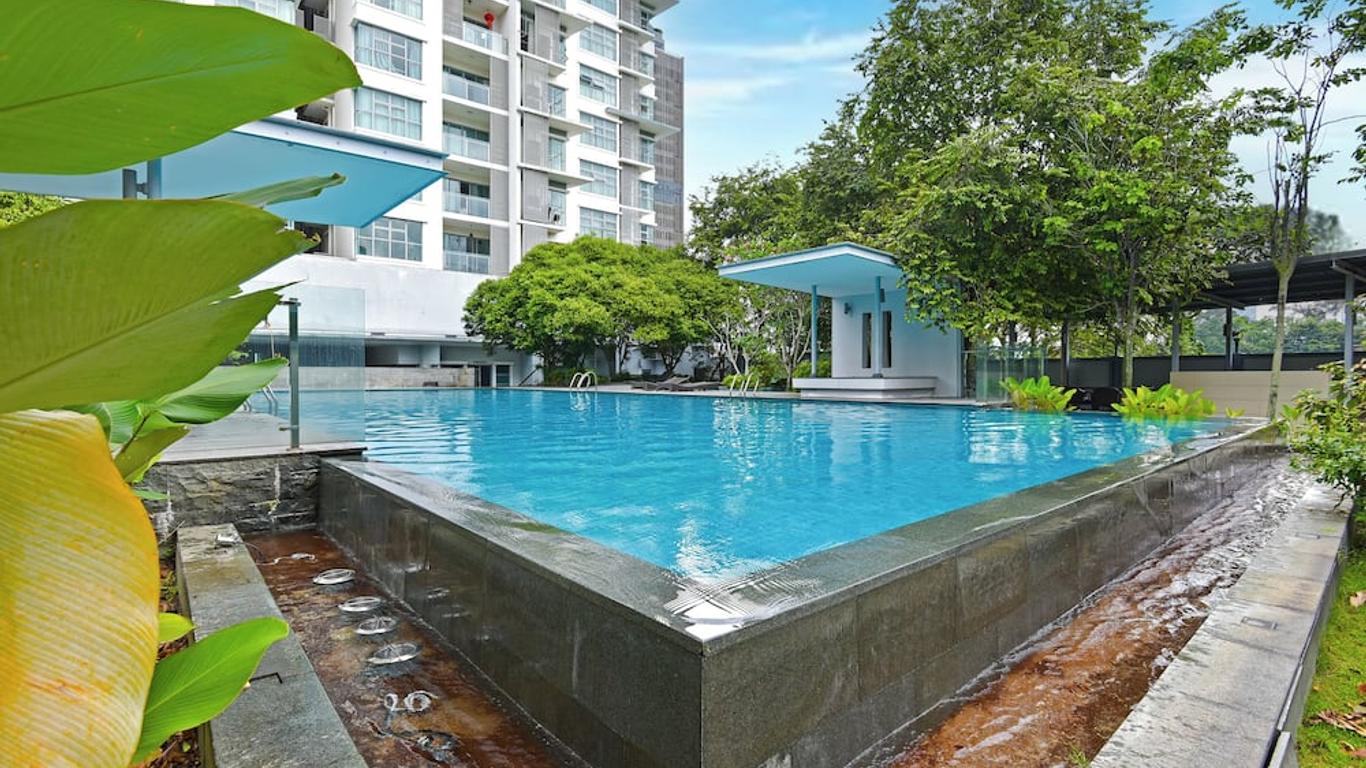 Suasana Suites Bukit Ceylon