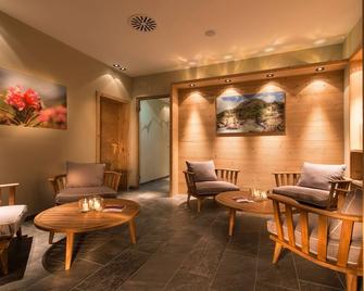 Hotel Bergblick 4 Sterne Superior - Fiss - Lounge