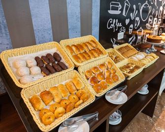 Olavo Bilac Hotel - Taubate - Buffet
