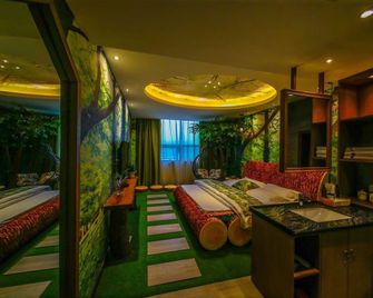 Mingzhu Hotel - Huaihua - Bedroom