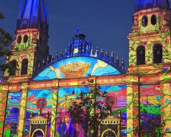 Free Spirit Hostel Guadalajara - Guadalajara