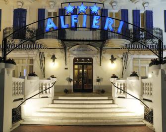 Hotel Alfieri - Alassio - Edificio