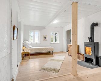Welcome to this charming half-timbered house on the beautiful island of Falster. - Nykøbing Falster - Bedroom