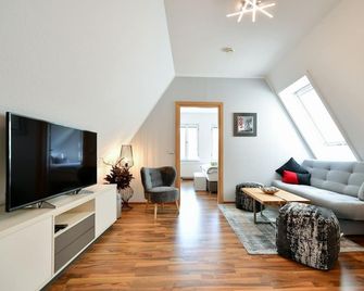Altstadt Apartment Deluxe - Cottbus - Sala de estar