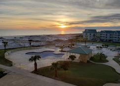 Gulf Highlands Getaway with 7 Pools and Beach Access - Gulf Shores - Gebouw