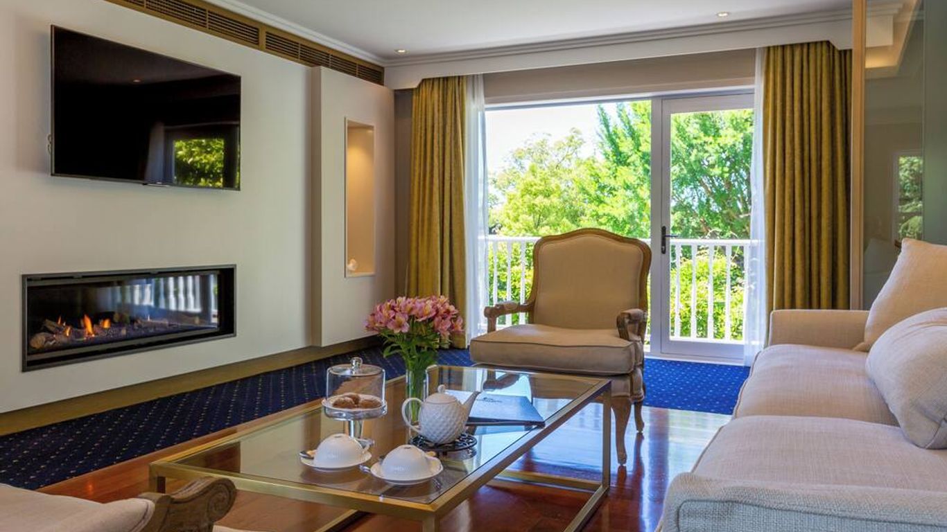 مانجابابا هوتل