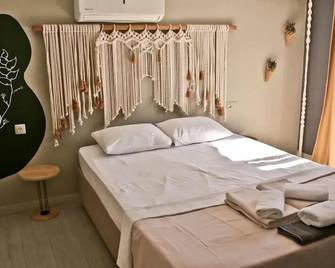 Buena Vista Hotel & Restaurant - Bozburun - Bedroom