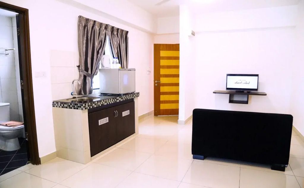 Marina Heights Resort