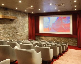 Les Manoirs de Tourgéville - Deauville - Meeting room