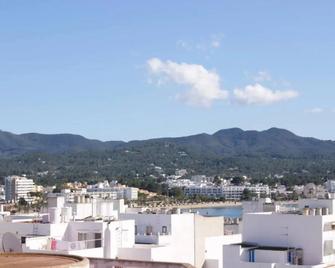 Apartamentos Mestret - San Antonio de Portmany