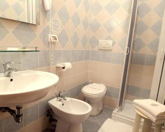 Hotel Il Gabbiano - Alghero - Kylpyhuone