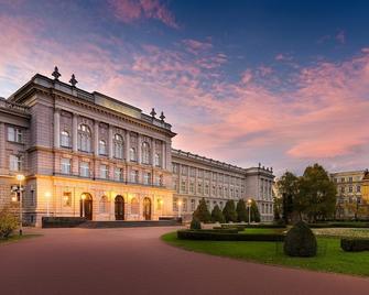 Hotel Laguna Zagreb - Zagreb - Byggnad