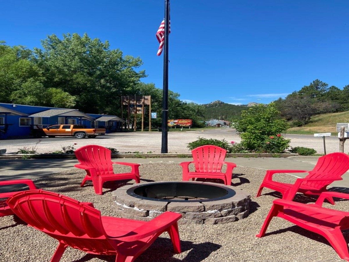 Brookside Motel - Keystone - Patio