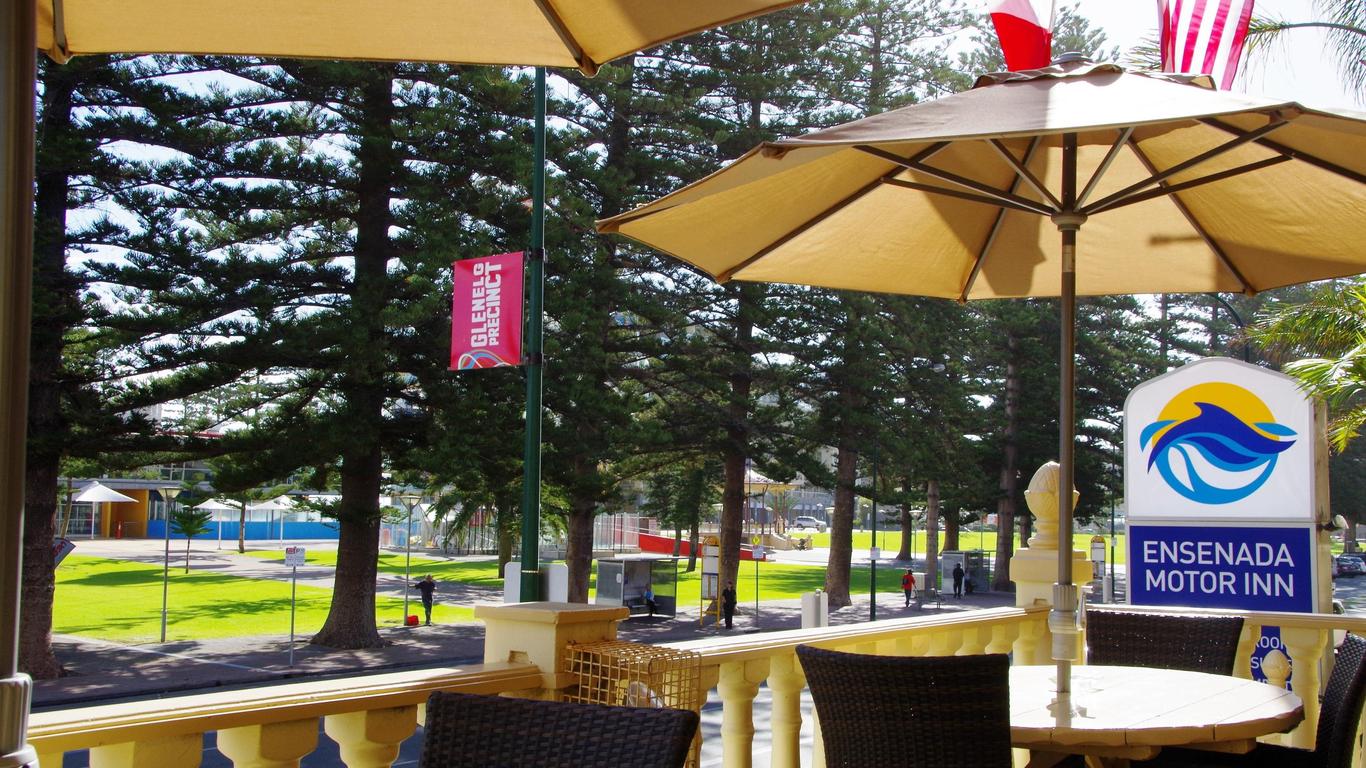 إيسينادا موتور إن آند سويتس