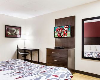 Red Roof Inn York Downtown - York - Bedroom