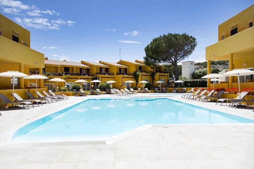 Blu Hotel Laconia Village - ארצאקנה - בריכה