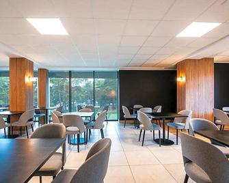 Interferie Dabki Su Argentyt - Dąbki - Restaurante