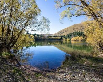 Blue Mountain Lake Lodge and Lake House Fairlie - Fairlie - Outdoor view