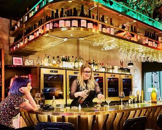 The Intrepid Hotel - Wellington - Bar