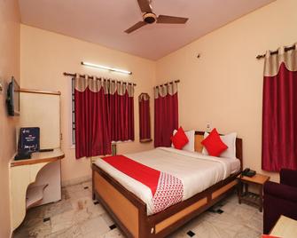 Oyo 17424 Hotel Swagat - Gaya - Ložnice