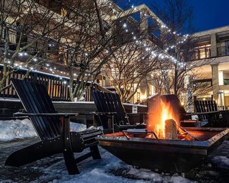 Hockley Valley Resort - Mono - Patio