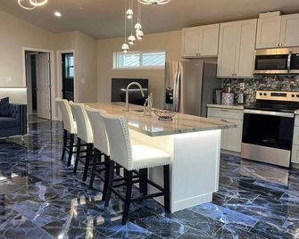 Luxury modern apartment - Willits - Kuchyň