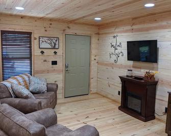 The Bird house - Fort Payne - Wohnzimmer