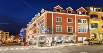Comfort Hotel Fosna - Kristiansund - Building