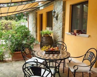 Villamirella - Palinuro - Patio