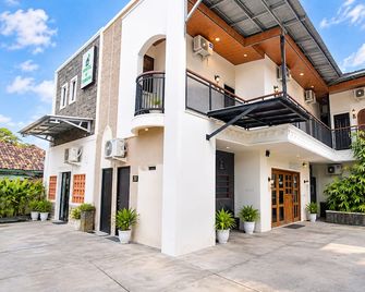 Hotel O near Mall Boemi Kedaton 2 - Bandar Lampung - Rakennus