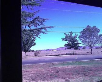 Ranch Motel - Tehachapi