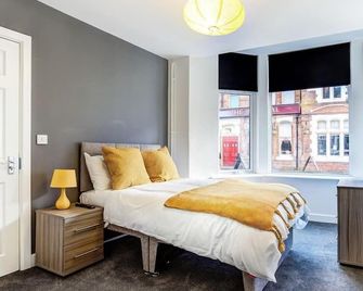 Townhouse Plus @ 166 Edleston Road Crewe - Crewe - Slaapkamer