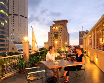 Colombo City Hotel - קולומבו - מרפסת