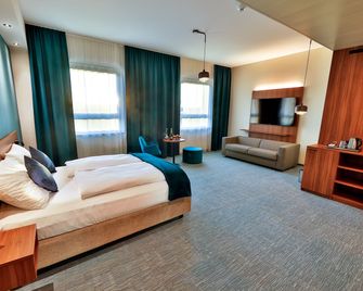 Hotel Das Zeit - Lenzing - Bedroom