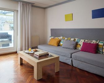 Hotel Vigo Plaza - Vigo - Sala de estar