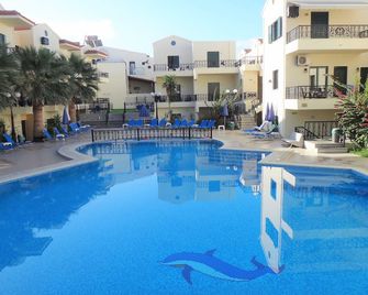 Diogenis Blue Palace - Gouves - Piscină