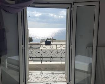 Varmy - Ierápetra - Balcony
