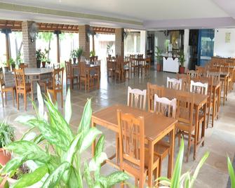 Nalla Eco Beach Resort - Pondicherry - Restaurant