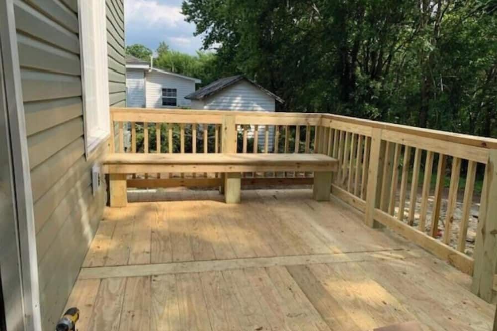 Charming remodeled historic home in the small town of South Boston, Virginia. - South Boston - Balkón